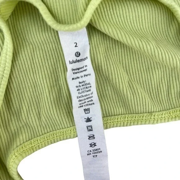 Lululemon Mint Green Ribbed Cutout Crop Tank Top Womens Size 2 - Picture 3 of 3